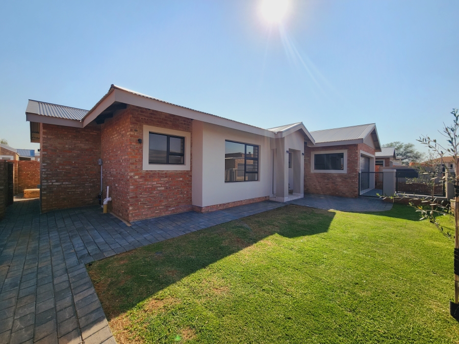 3 Bedroom Property for Sale in Waterberry Estate North West